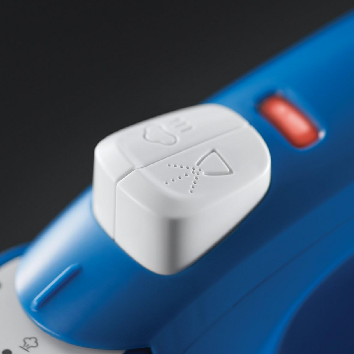 Russell Hobbs Steam Iron- 2400 Watt, 240 Ml